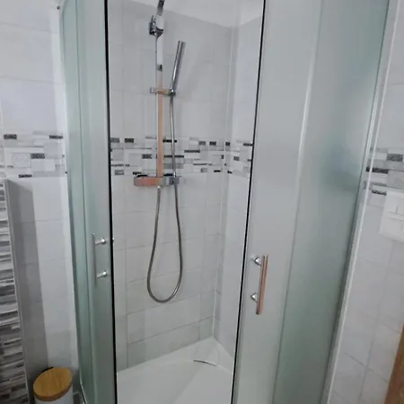 Moderny 3 Izbovy Dom So Zahradou A Terasou Blizko Bratislavy * Slovensky Grob