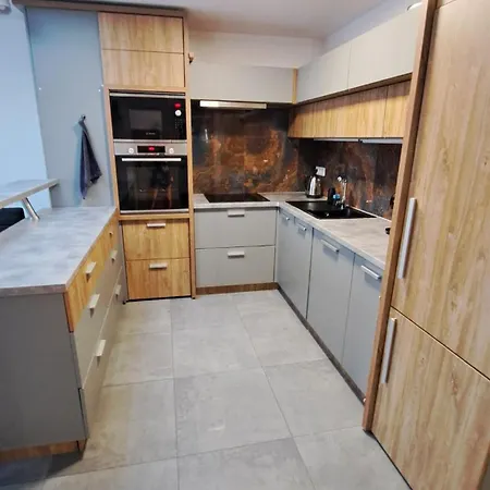 Moderny 3 Izbovy Dom So Zahradou A Terasou Blizko Bratislavy