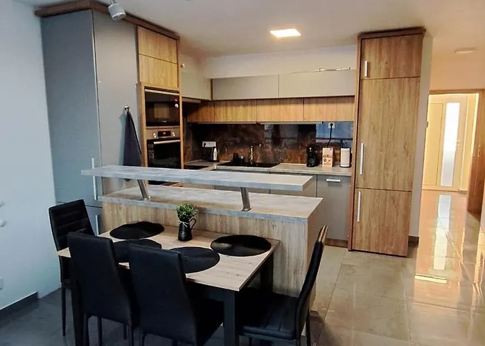 Moderny 3 Izbovy Dom So Zahradou A Terasou Blizko Bratislavy Apartment *